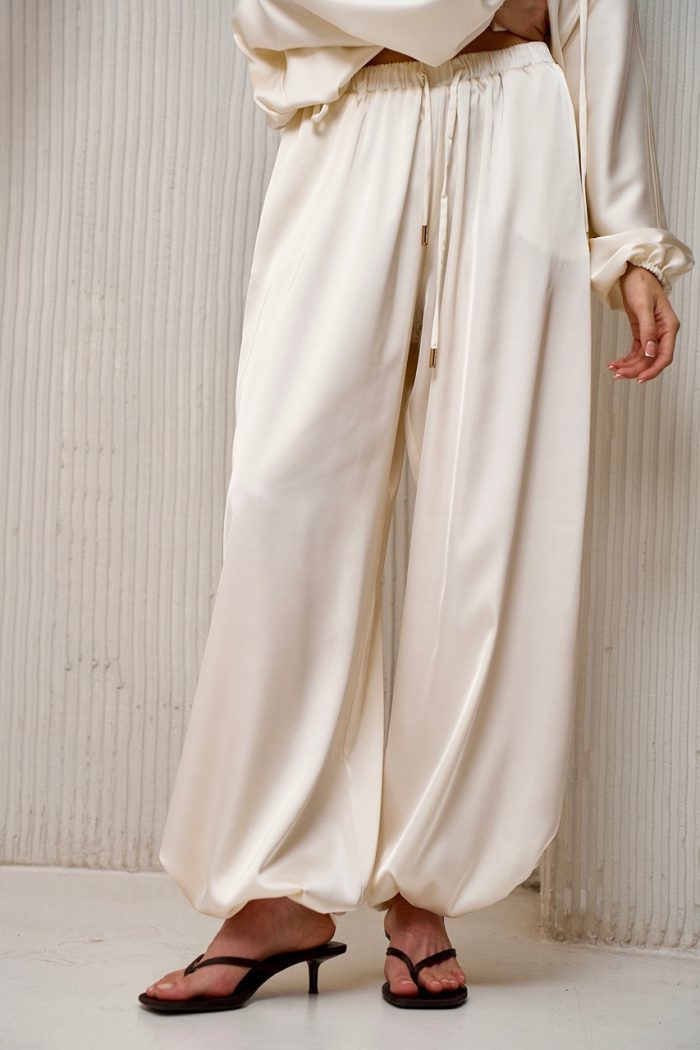 Костюм шовк Аладін молочний - Зображення 6